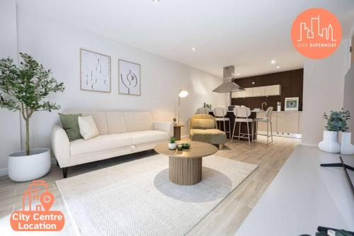 Cheetham Hill Apartment | 2 Bed Central Flat By City SuperHost