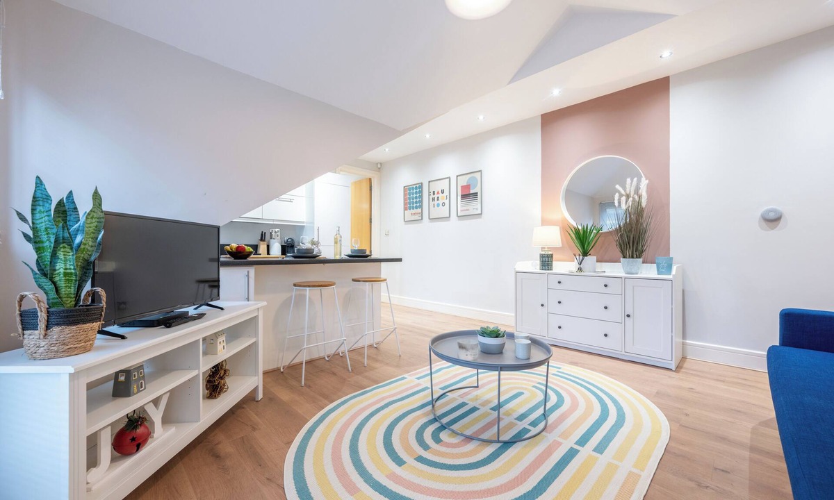 Pontcanna Apartment | 2-Bed Flat in Cardiff City Centre/Free Parking