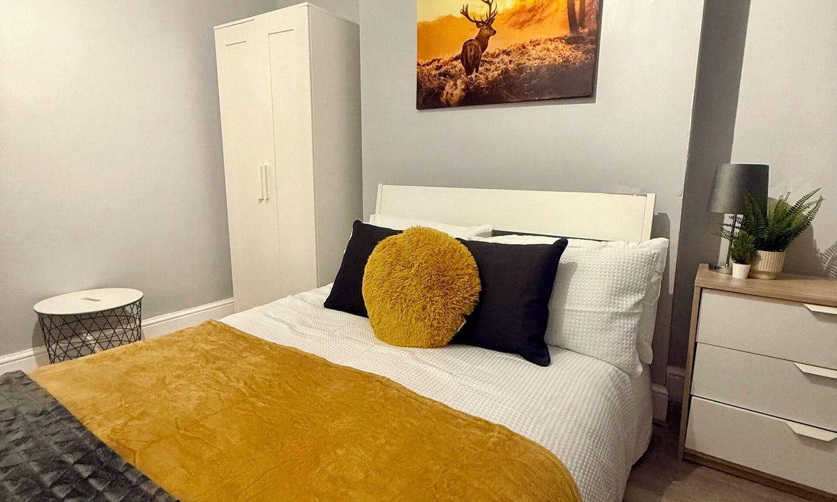 Herne Hill Apartment | 2 Bed Garden Flat Close to Brixton