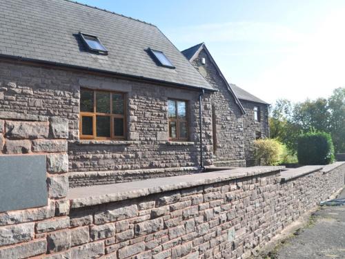 Llantilio Pertholey House | 2 bed in Abergavenny 65965