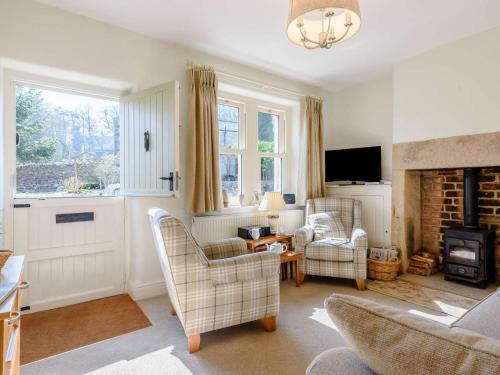 Bakewell House | 2 Bed in Bakewell PK894
