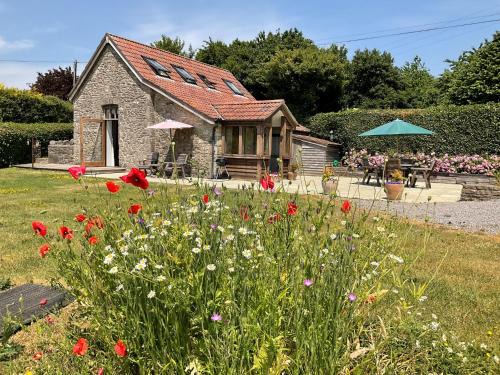 Compton Martin House | 2 Bed in Cheddar TFORG