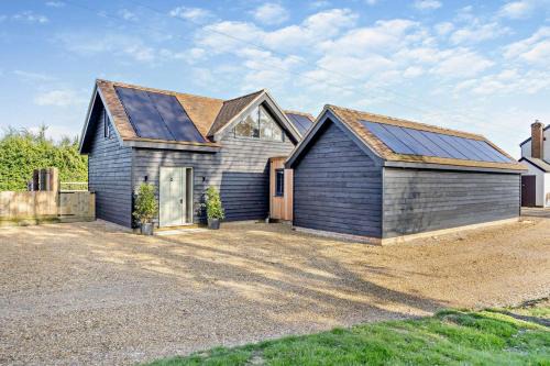 Messing House | 2 Bed in Feering oc-p29293