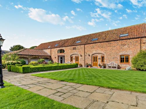 Wold Newton House | 2 Bed in Filey 79280