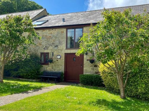 Godshill House | 2 Bed in Godshill oc-ic129