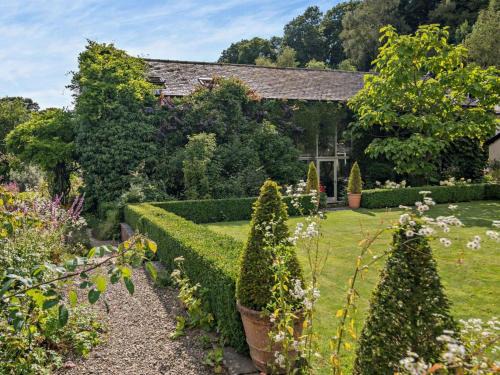 Kington House | 2 Bed in Kington 92986