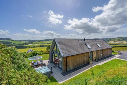 Cupar House | 2 Bed in Newburgh oc-g32594