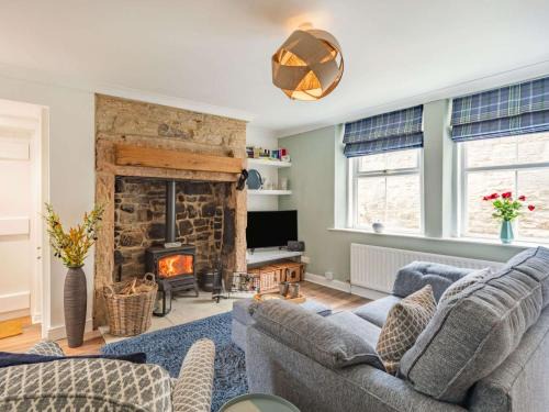 Rothbury House | 2 Bed in Rothbury 87902