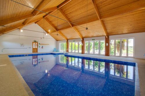 Aldborough House | 2 Bed in Roughton oc-1734