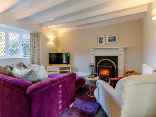 Launceston House | 2 Bed in Tregeare 84660