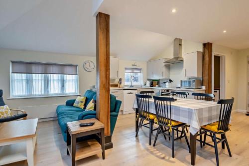 Wickhambrook House | 2 Bed in Wickhambrook oc-b30507