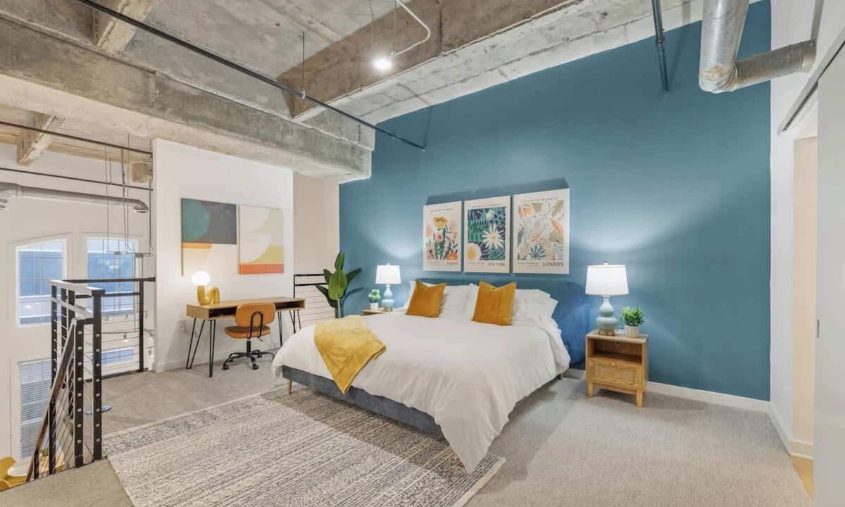 Atlantic Station Area Apartment | 2 Bed Midtown Loft Midtown
