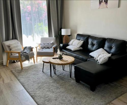 Cheltenham Apartment | 2 Bed Room - Cozy unit