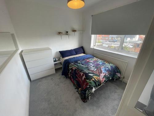 Queensbury Apartment | 2 bed room edgware