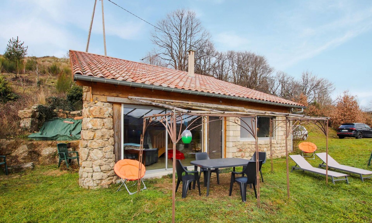 Saint-Barthelemy-le-Meil House | 2 bedroom amazing home in Saint barthélémy-le-me