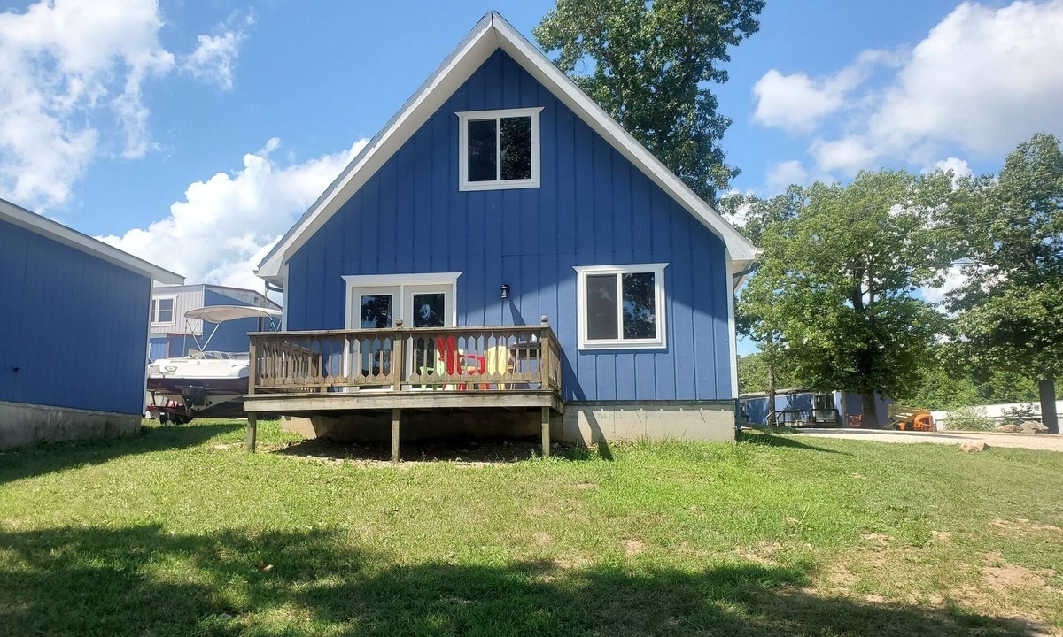 Climax Springs Cabin | 2 Bedroom - 1 Bath Lakefront