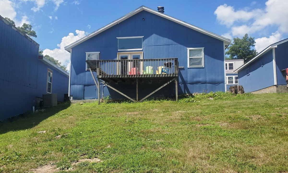 Climax Springs Cabin | 2 Bedroom - 1 Bath Lakefront