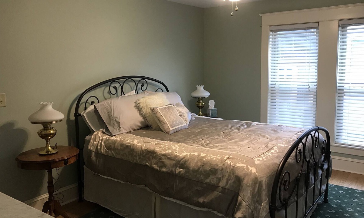 Elmira House | 2 Bedroom, 2.5 Bath newly renovated
