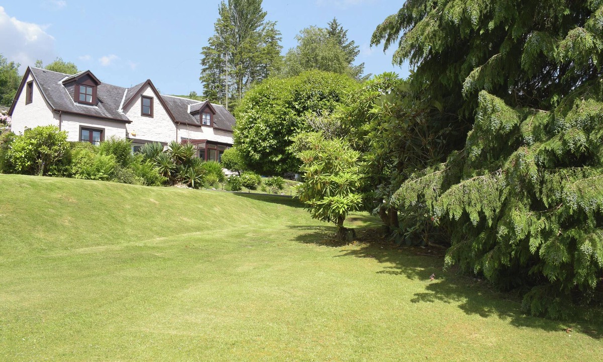Innellan Cottage | 2 bedroom accommodation in Innellan Dunoon