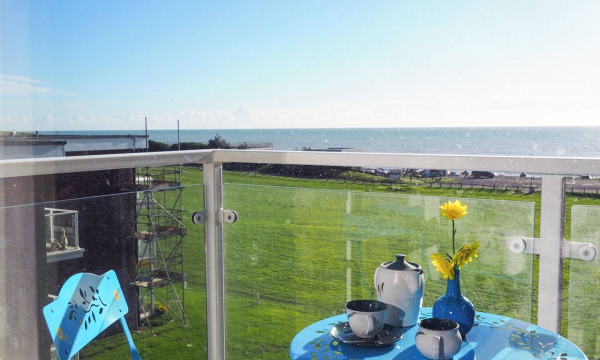 Bexhill-on-Sea Cottage | 2 bedroom accommodation in Bexhill On Sea