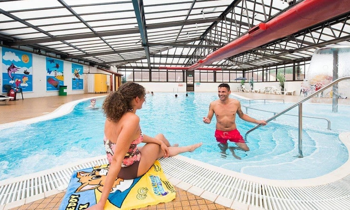 Brean Ski Chalet | 2 bedroom accommodation in Burnham-on-Sea