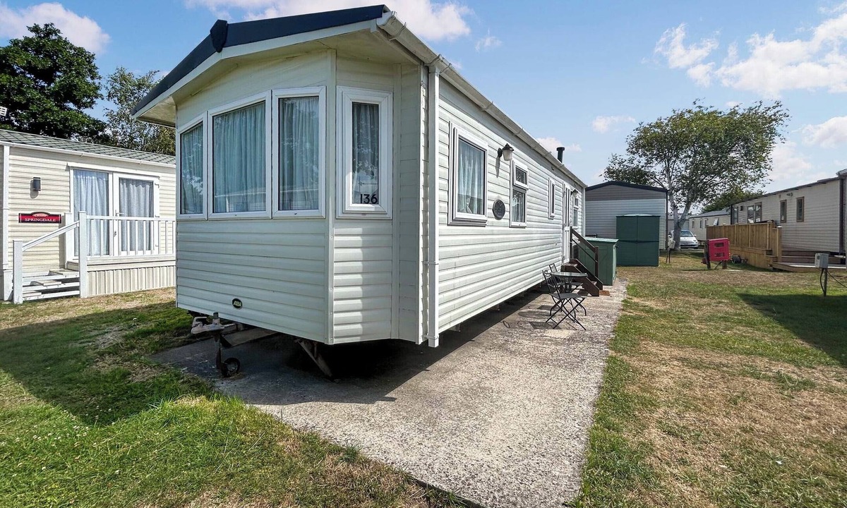 Burnham-on-Sea Cottage | 2 bedroom accommodation in Burnham-on-Sea