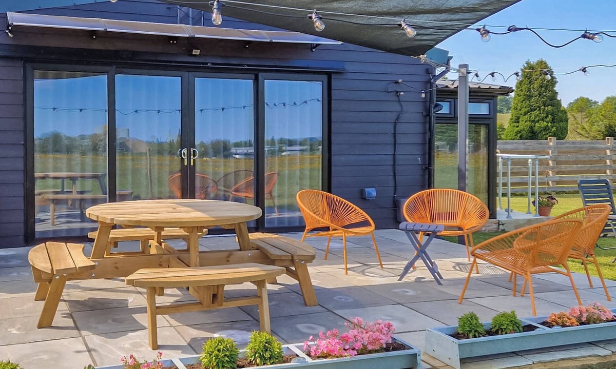 Five Oak Green Cottage | 2 bedroom accommodation in Hadlow, near Tonbridge