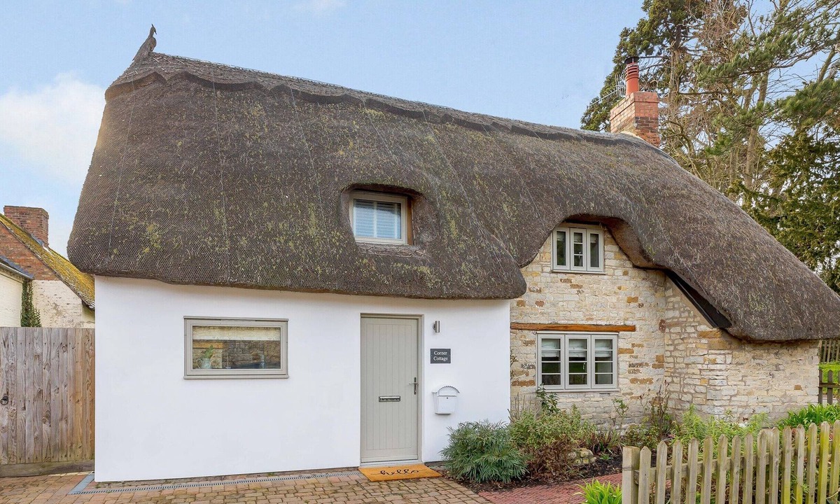 Kineton Cottage | 2 bedroom accommodation in Little Kineton