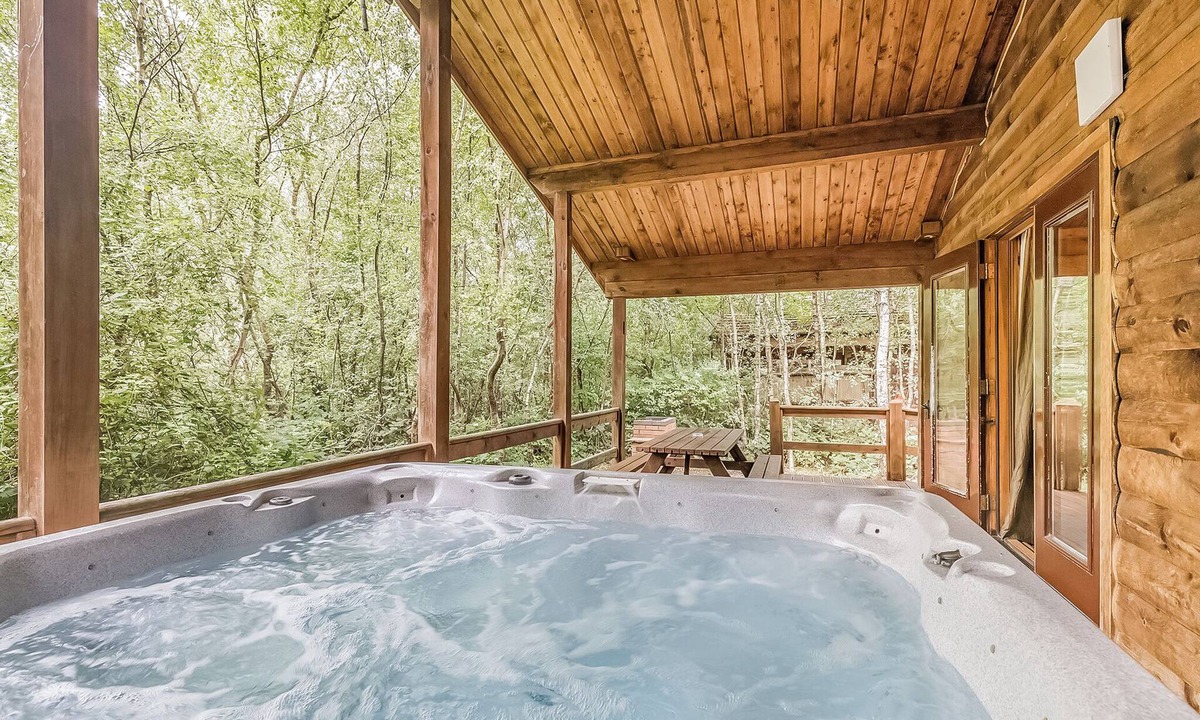 Freehay Ski Chalet | 2 bedroom accommodation in Freehay, Cheadle