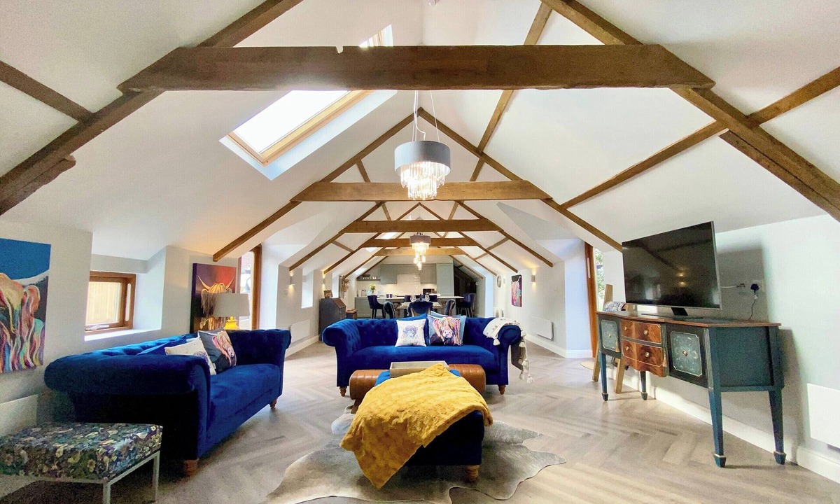 Coalpit Heath Cottage | 2 bedroom accommodation in Yate, near Chipping Sodbury