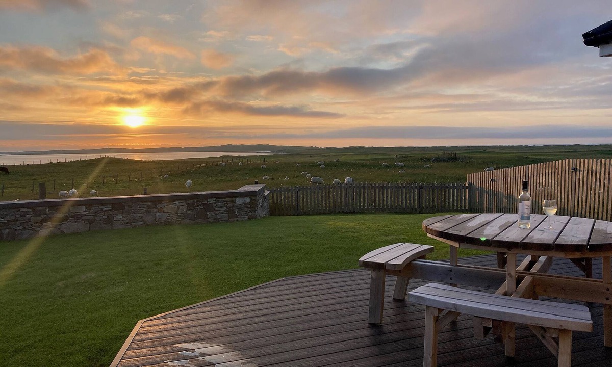 Sollas Cottage | 2 bedroom accommodation in Middlequarter