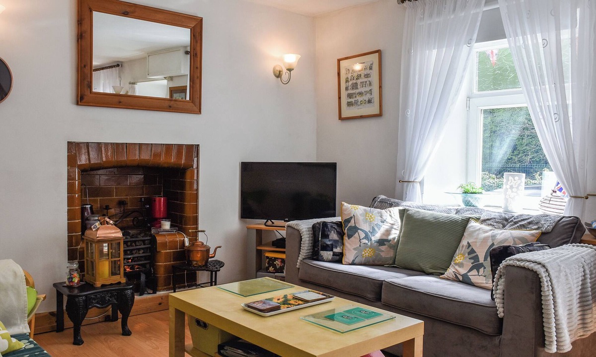 Ystradgynlais Cottage | 2 bedroom accommodation in Ystradgynlais