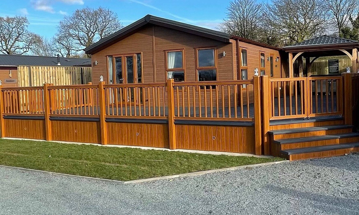 Caistor Cabin | 2 bedroom accommodation in Caistor, Market Rasen