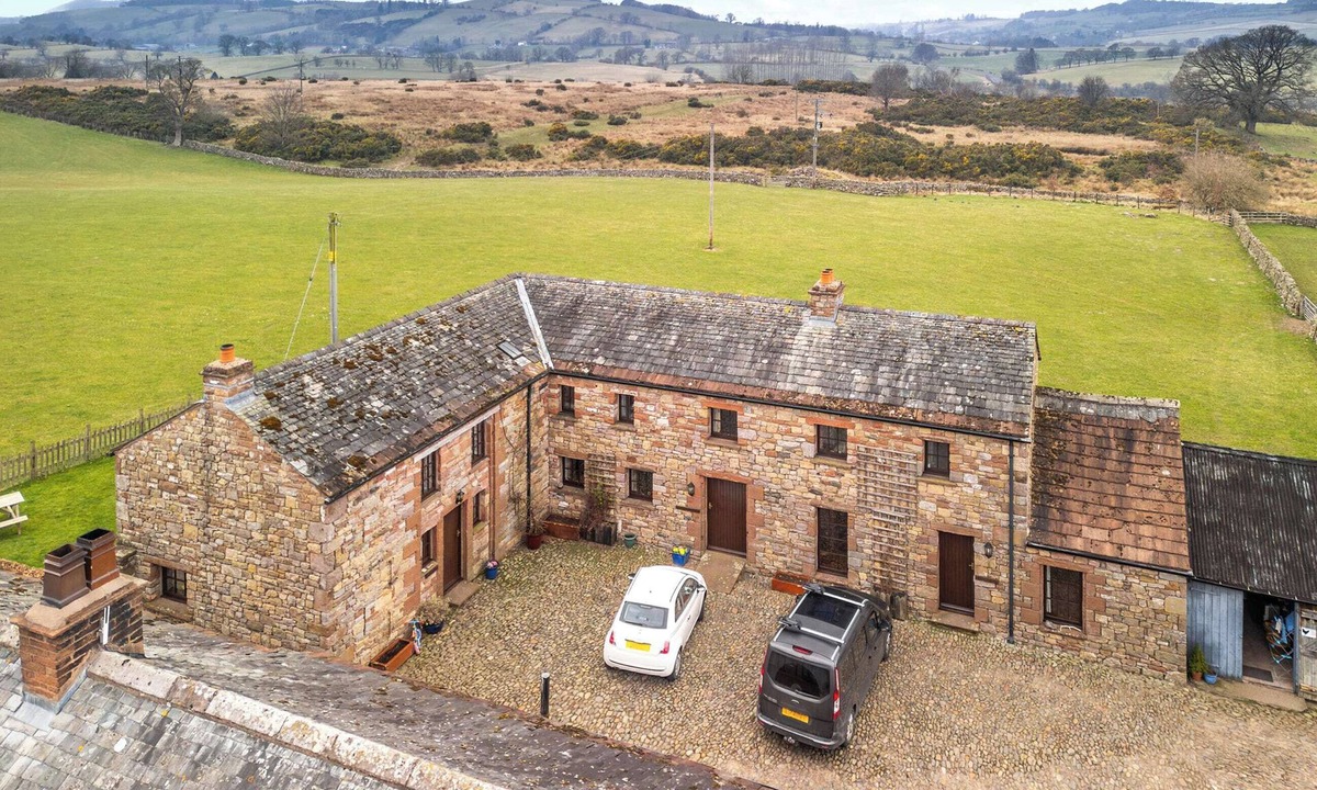 Penrith Cottage | 2 bedroom accommodation in Pooley Bridge