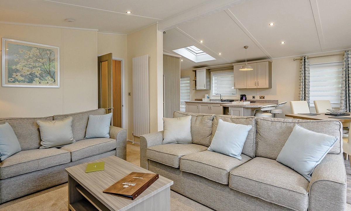 Woolverstone Cabin | 2 bedroom accommodation in Woolverstone, Ipswich