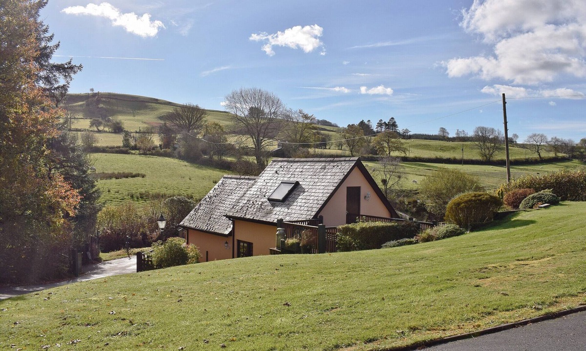 Devils Bridge Cottage | 2 bedroom accommodation in Devil&rsquo;s Bridge, Aberystwyth