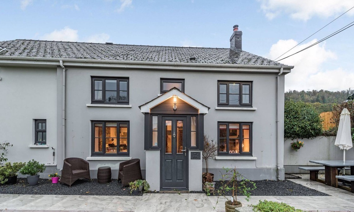 Llanarthney Cottage | 2 bedroom accommodation in Llanarthney