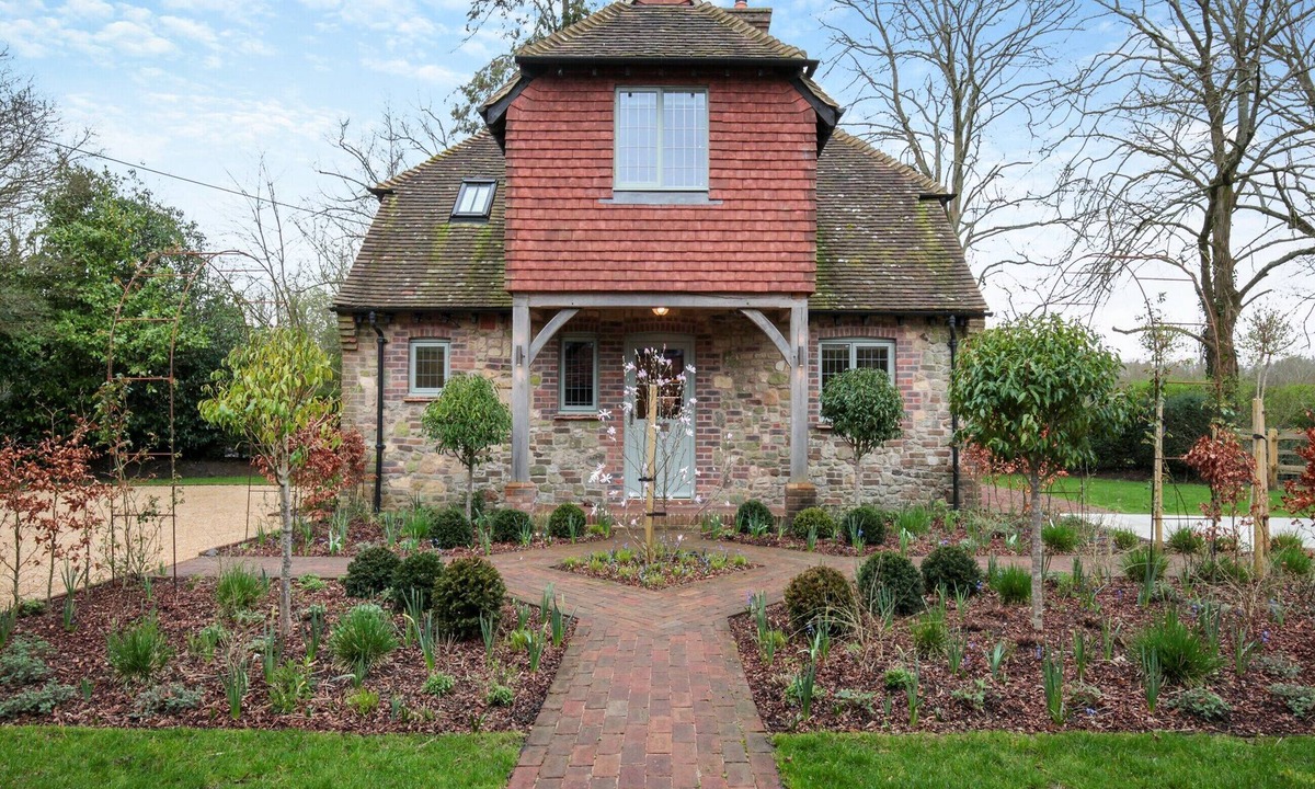 Pulborough Cottage | 2 bedroom accommodation in Pulborough