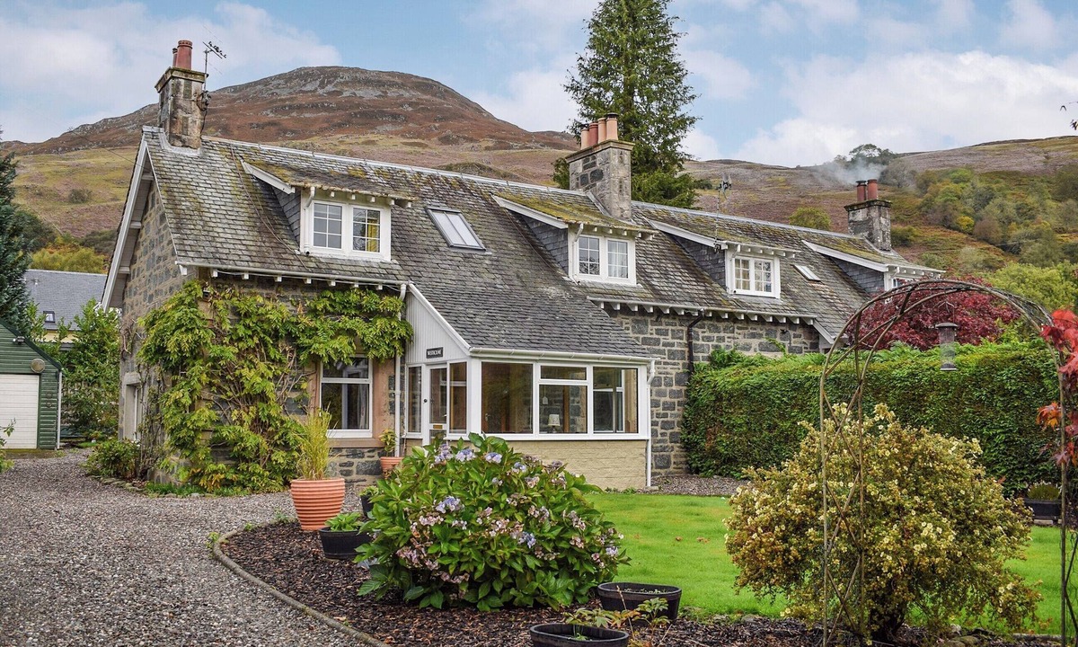St Fillans Cottage | 2 bedroom accommodation in St Fillans