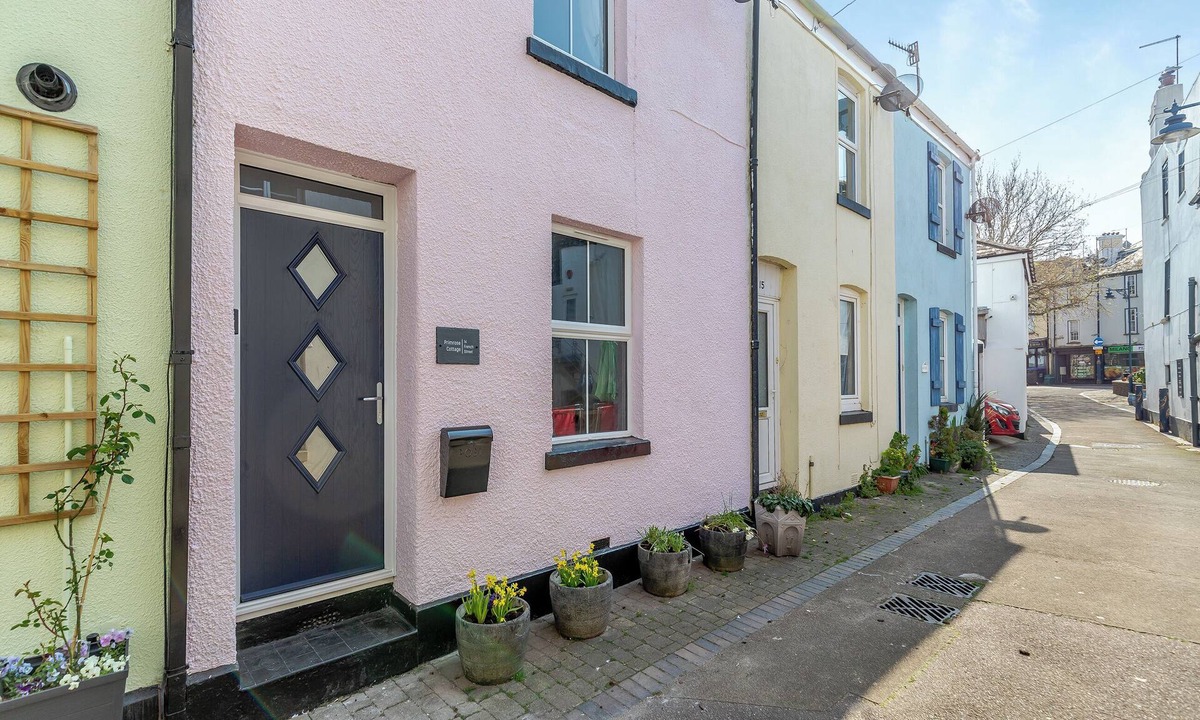 Teignmouth Cottage | 2 bedroom accommodation in Teignmouth
