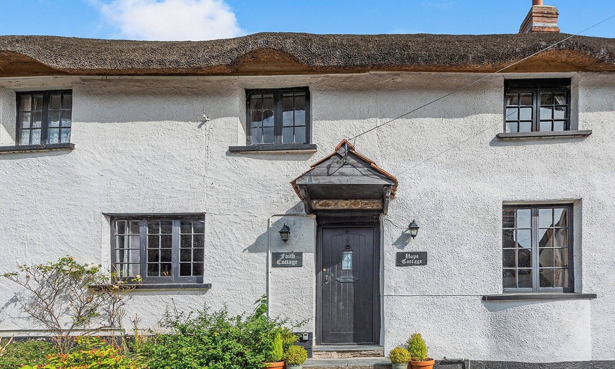 Chittlehampton Cottage | 2 bedroom accommodation in Umberleigh