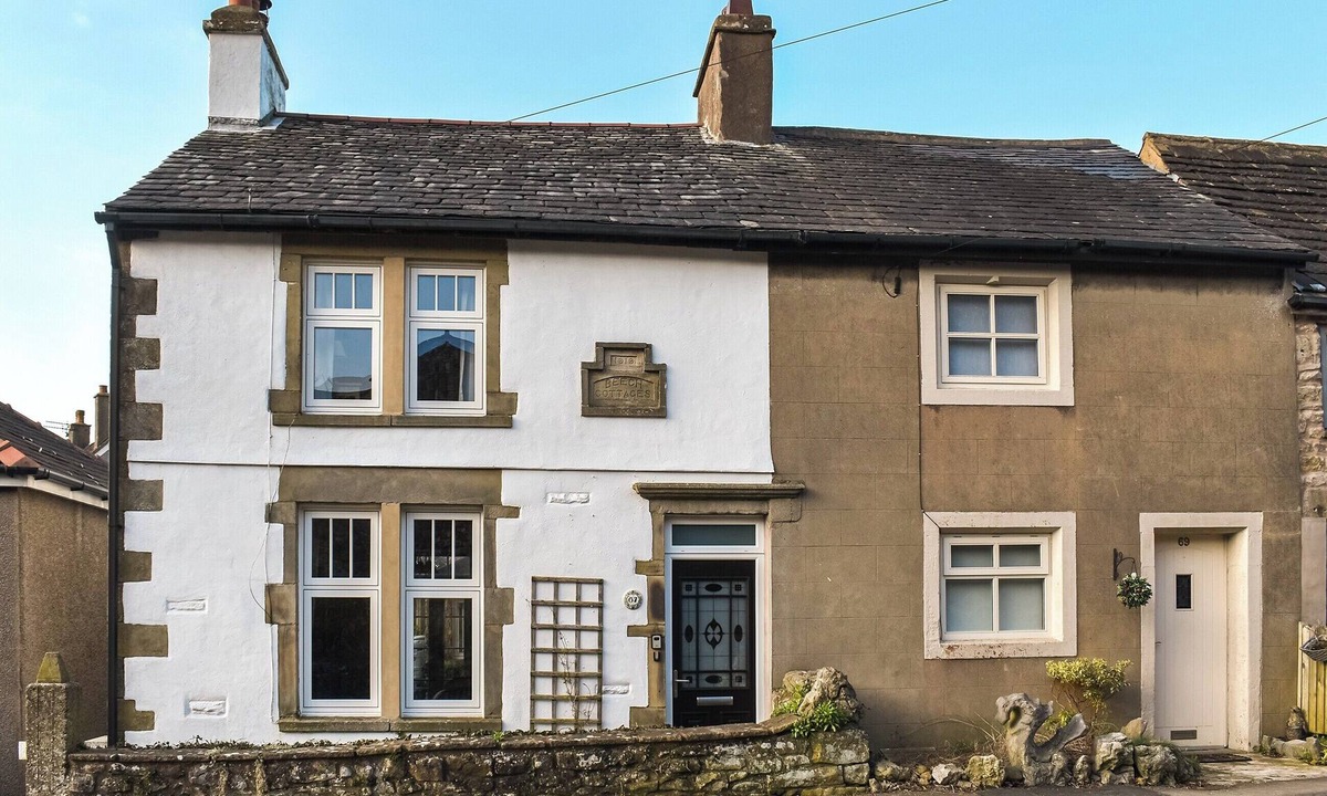 Carnforth Cottage | 2 bedroom accommodation in Carnforth