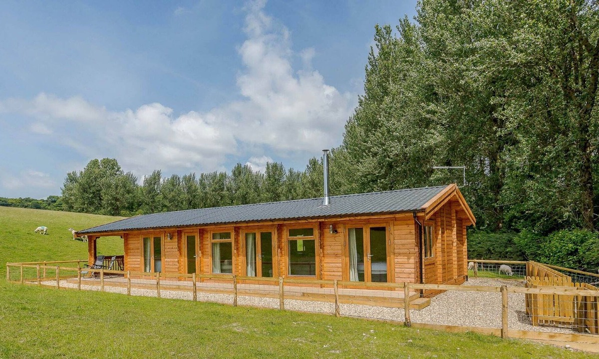 Crewkerne House | 2 bedroom accommodation in Crewkerne