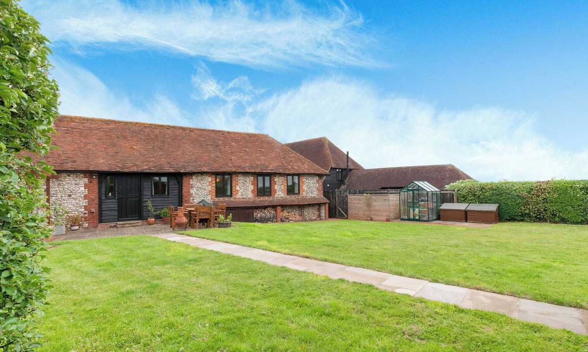 Stalisfield Cottage | 2 bedroom accommodation in Faversham