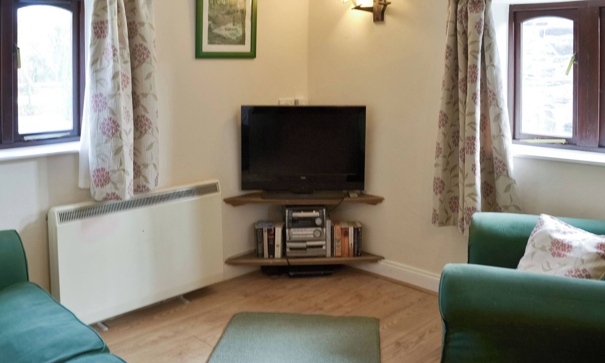 Launceston Cottage | 2 bedroom accommodation in Polson, nr. Launceston