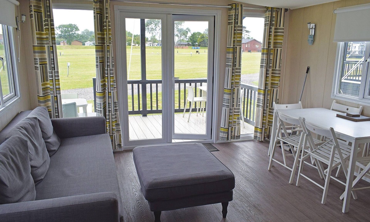 Gisleham RV Rental | 2 bedroom accommodation in Lowestoft