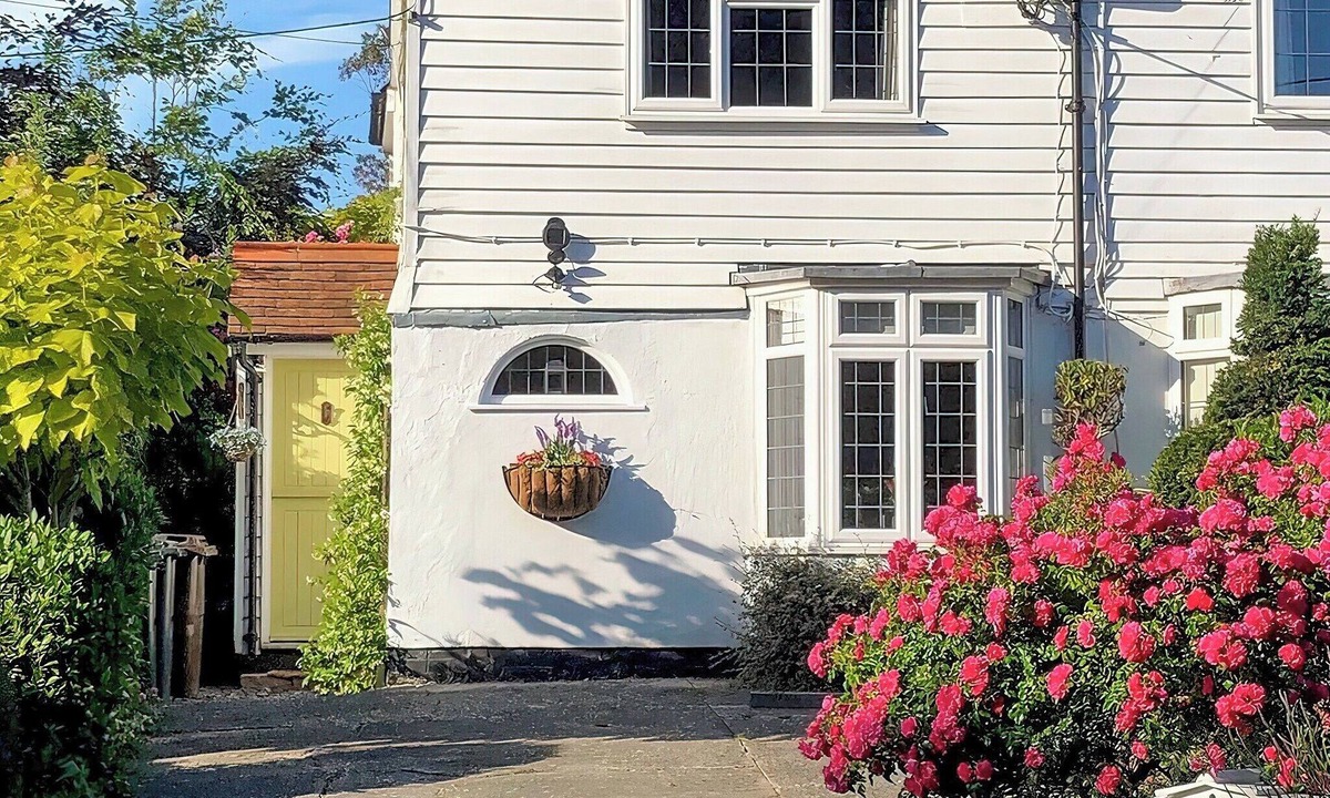 Wittersham Cottage | 2 bedroom accommodation in Tenterden