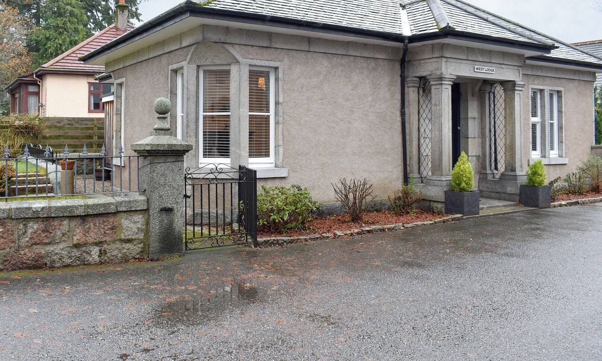 Banchory Cottage | 2 bedroom accommodation in Banchory