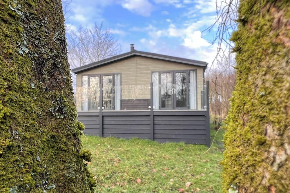 Clitheroe Ski Chalet | 2 bedroom accommodation in Chipping