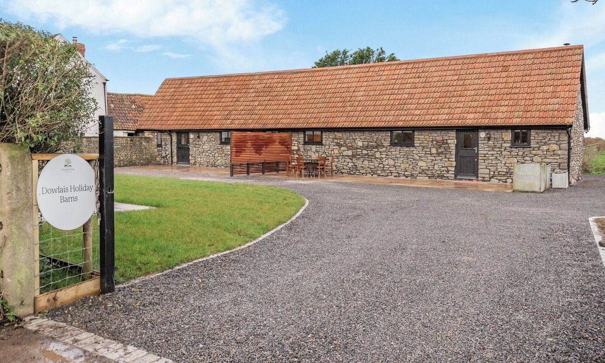 Clevedon Cottage | 2 bedroom accommodation in Clevedon